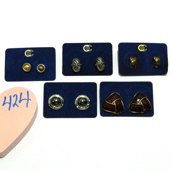 Charmelle Earring Lot of 5 Pierced Stud Earrings - Picture 6 of 6
